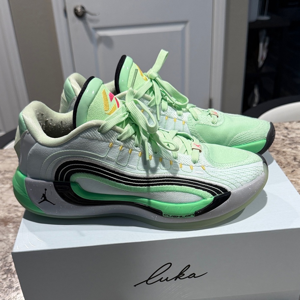 Luka Basketball Shoes